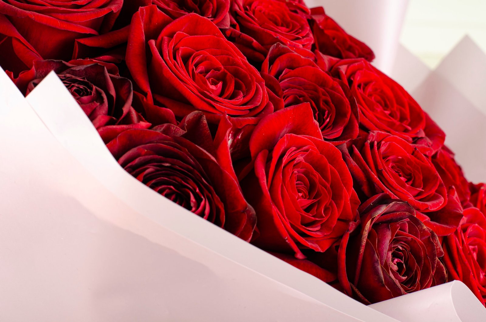 Œuvre Florale Rose Rouge
